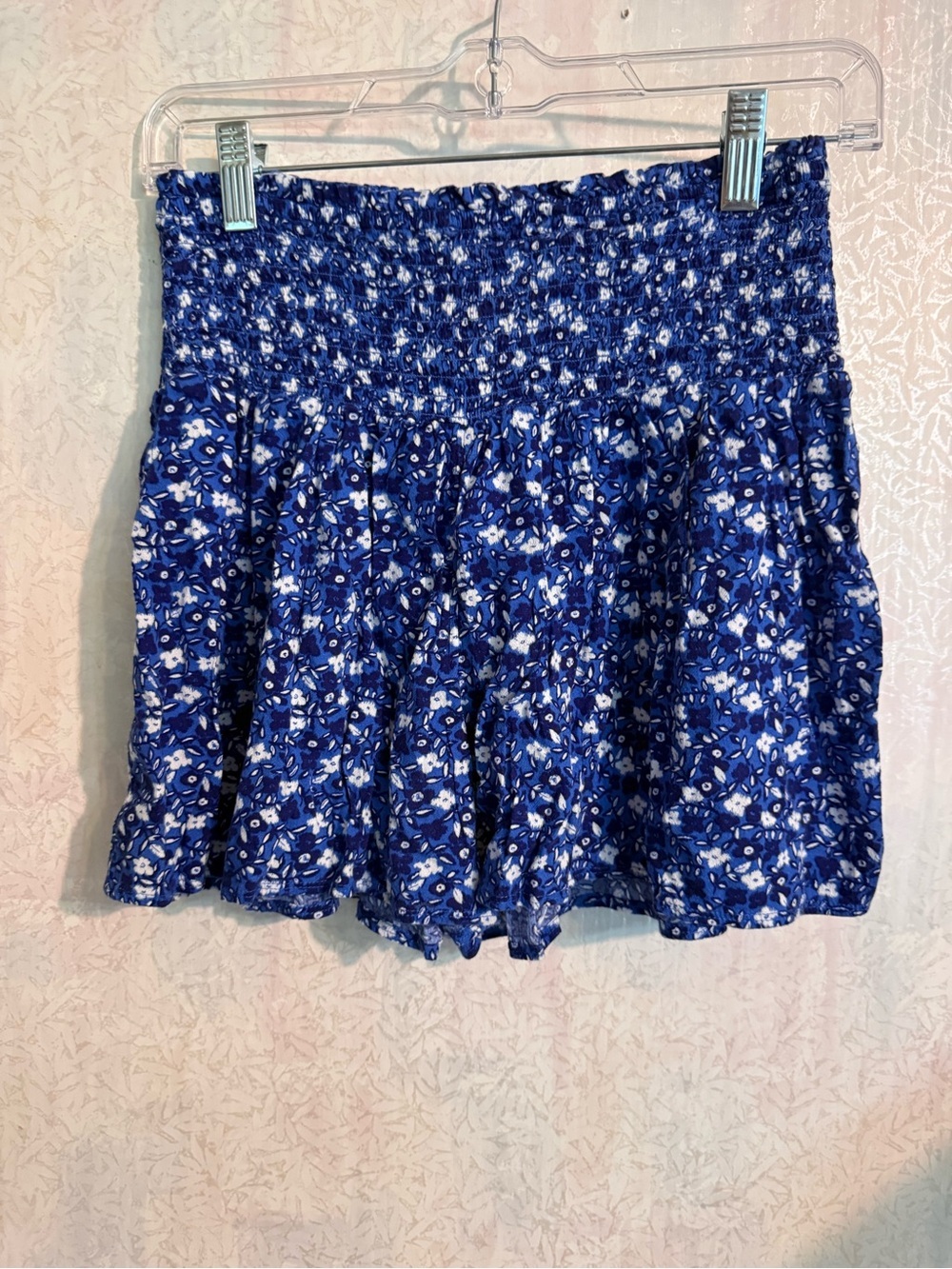 Aerie Blue Floral Smocking High-Waist Flowy Shorts Summertime, Lightweight, Sm
